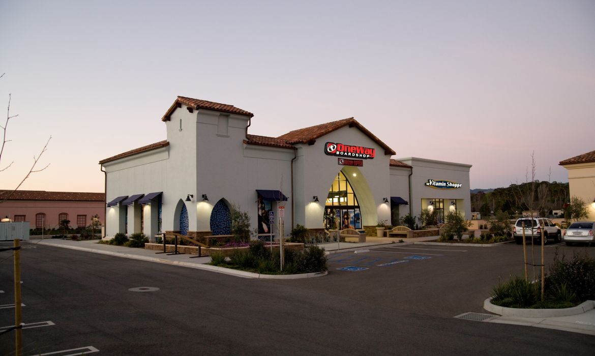 irish-hills-plaza.jpg